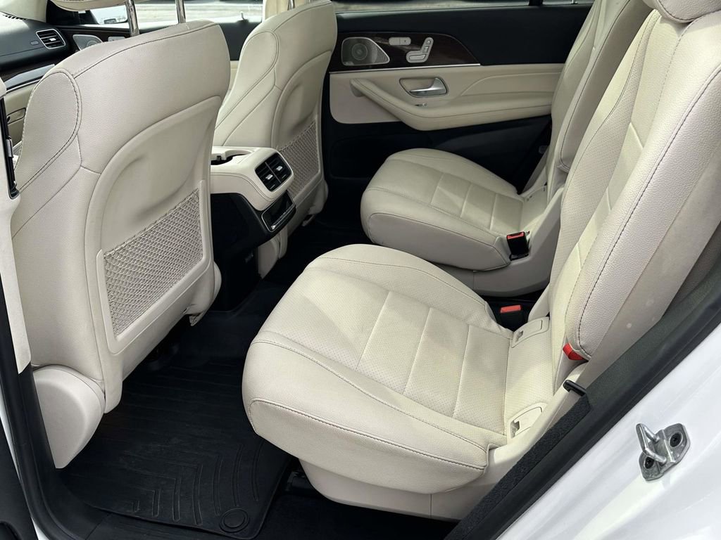 Used 2021 Mercedes-Benz GLS 450 4MATIC image 12
