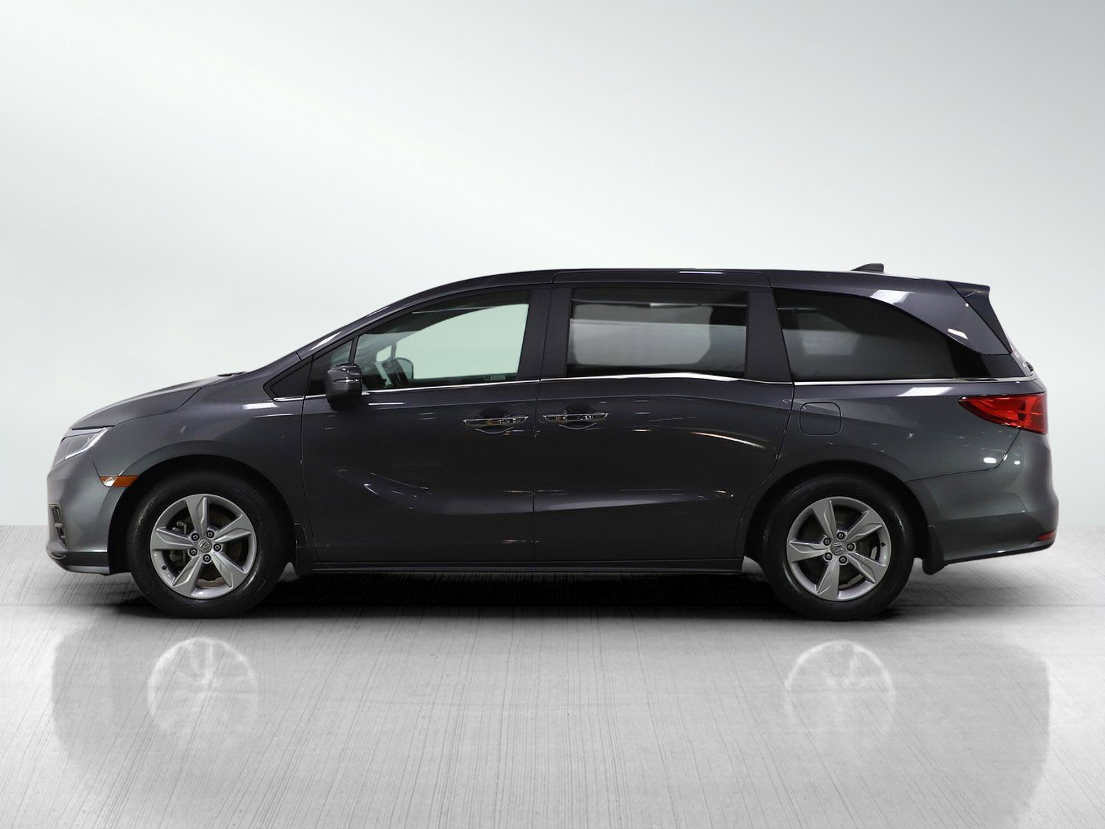 Used 2018 Honda Odyssey EX-L image 2