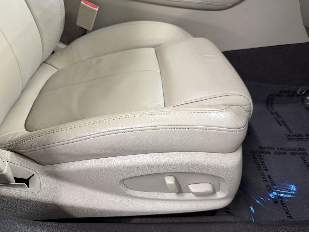 Used 2016 Buick LaCrosse Leather FWD image 33