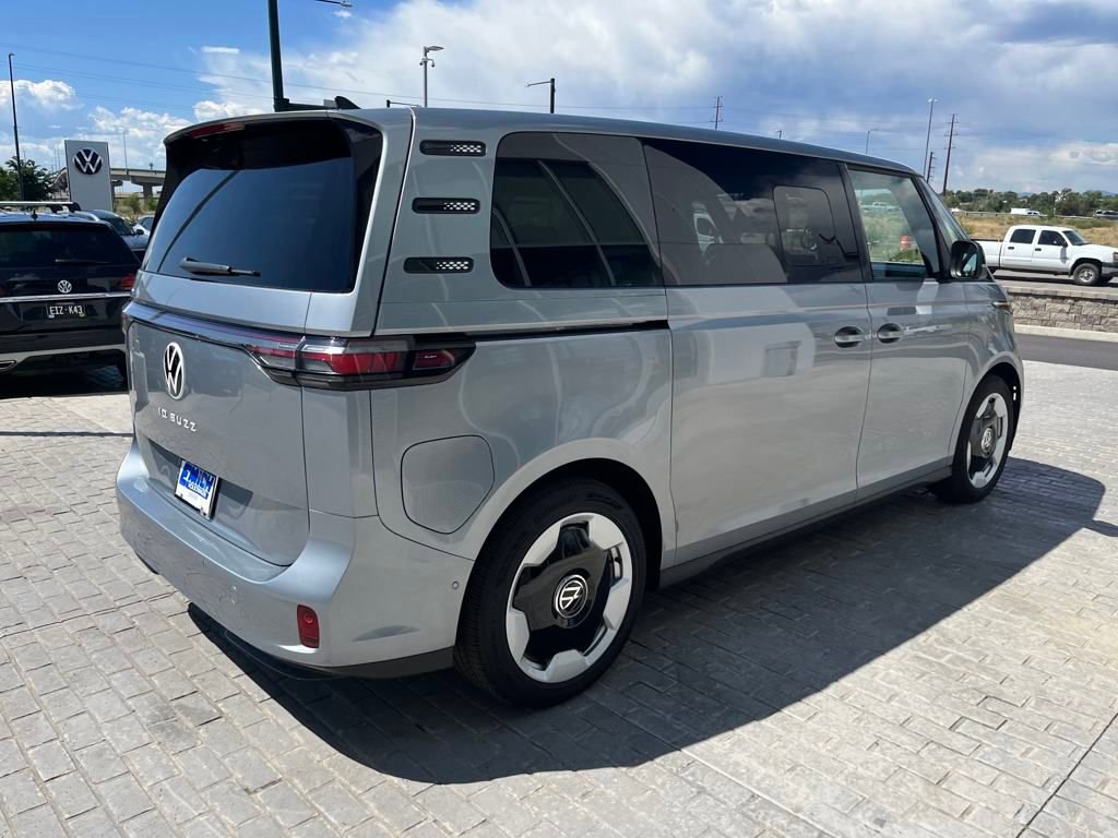 New 2025 Volkswagen ID. Buzz Pro S image 37