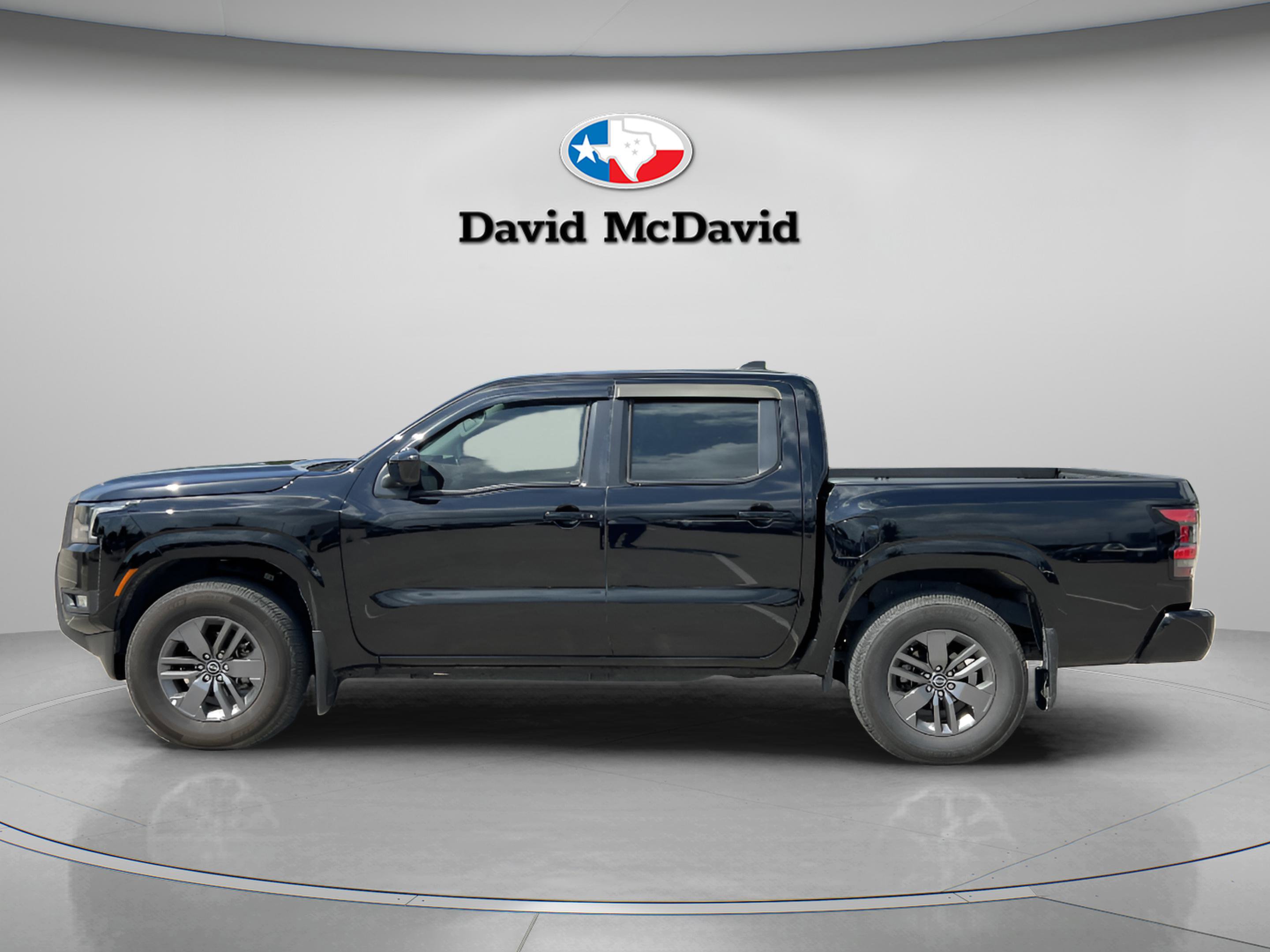 Used 2025 Nissan Frontier SV w/ SV Convenience Package RWD image 4