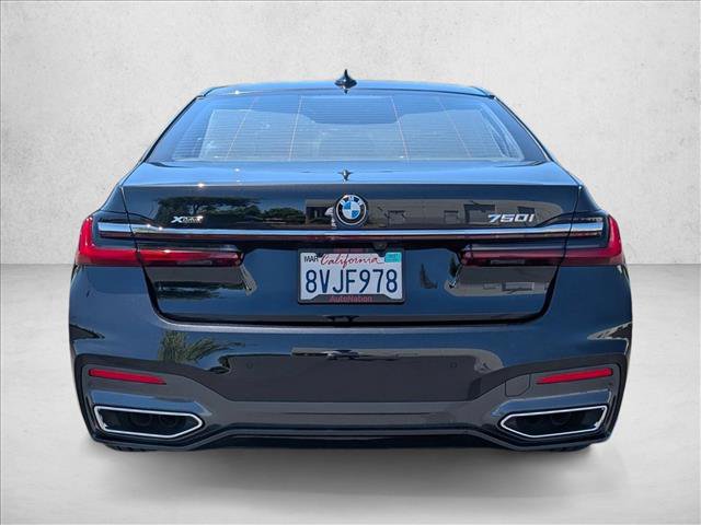 Used 2021 BMW 750i xDrive w/ Executive Package AWD/4WD image 7