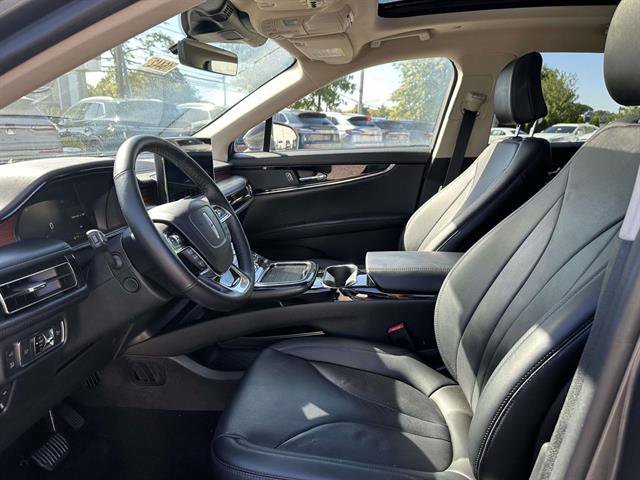 Used 2022 Lincoln Nautilus Reserve AWD/4WD image 12
