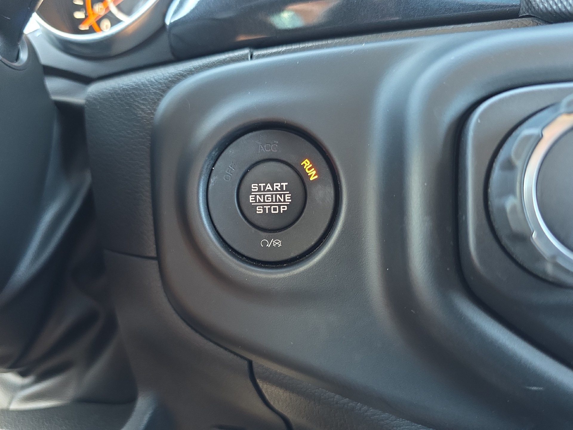 Used 2023 Jeep Wrangler Unlimited Sport AWD/4WD image 27