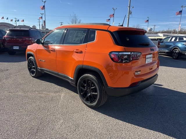 New 2026 Jeep Compass Latitude AWD/4WD image 4