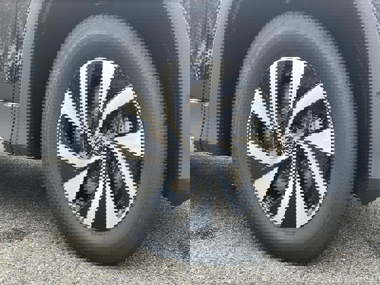 New 2025 Volkswagen Tiguan S image 8