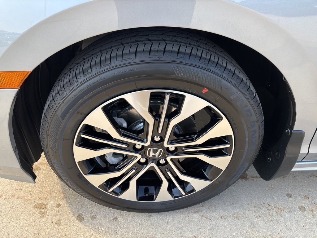 New 2026 Honda Odyssey Elite image 11