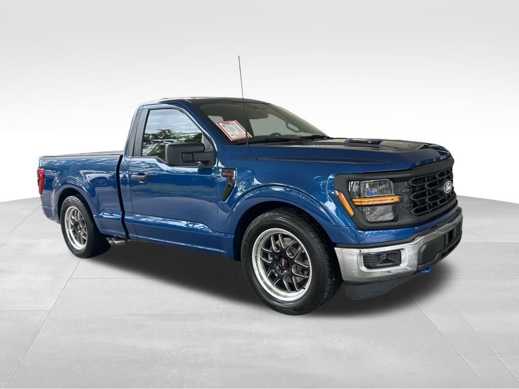 Used 2025 Ford F150 XL w/ Equipment Group 103A High AWD/4WD image 2