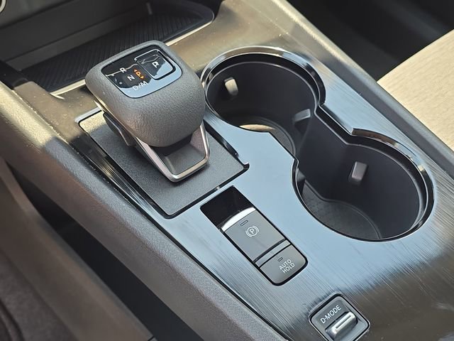 Certified 2023 Nissan Rogue SV FWD image 25