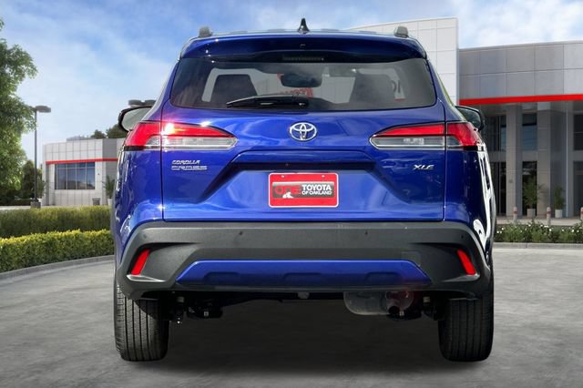 Certified 2025 Toyota Corolla Cross XLE FWD image 6