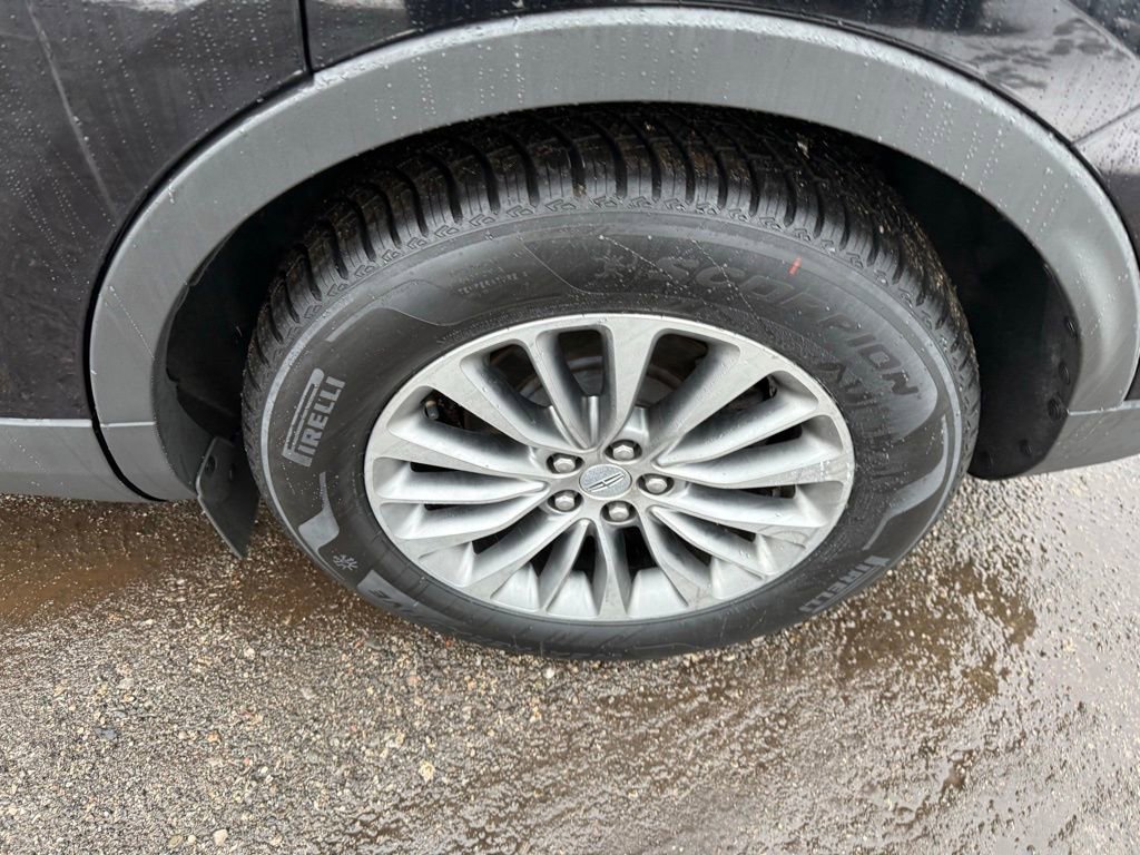 Used 2016 Lincoln MKX Select w/ Select Plus Package image 17