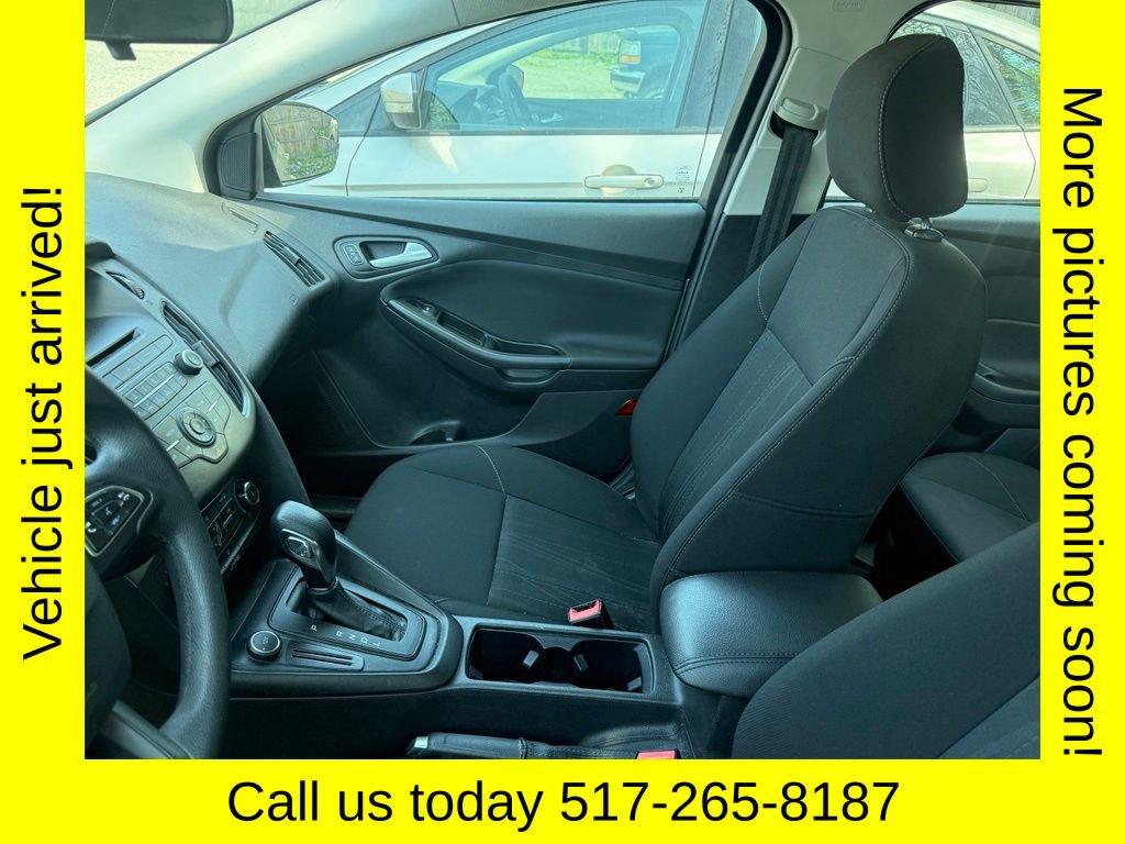 Used 2017 Ford Focus SE FWD image 5