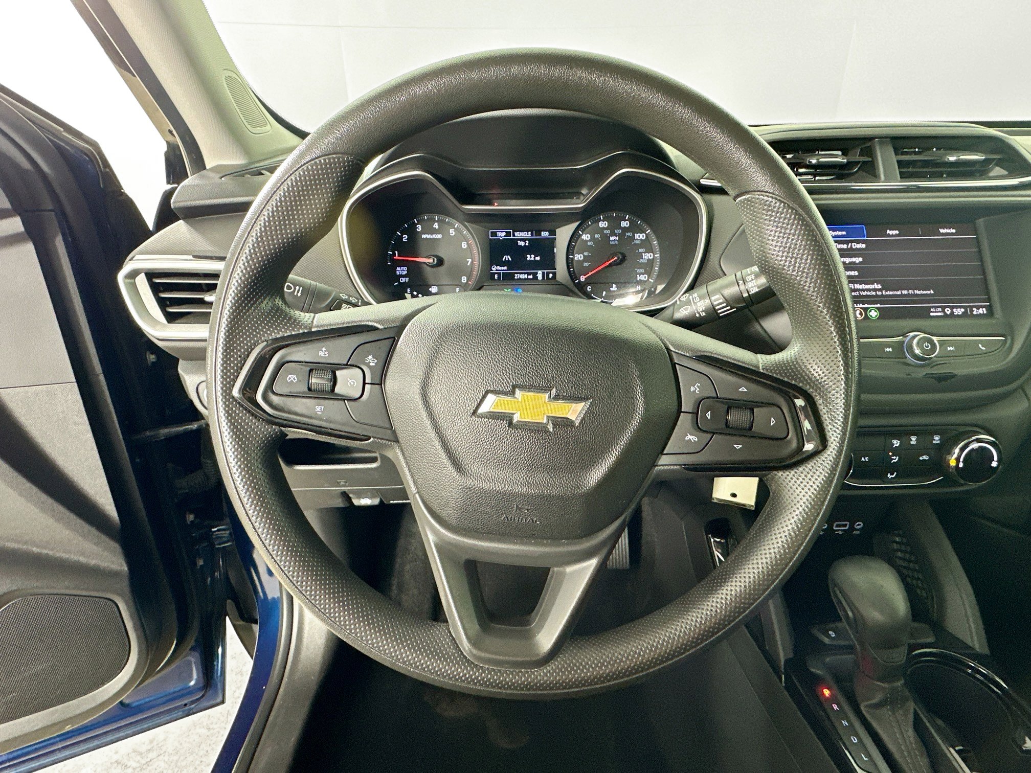 Used 2021 Chevrolet TrailBlazer LS FWD image 12