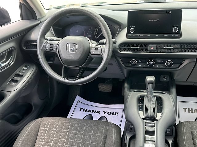Used 2025 Honda HR-V LX image 21