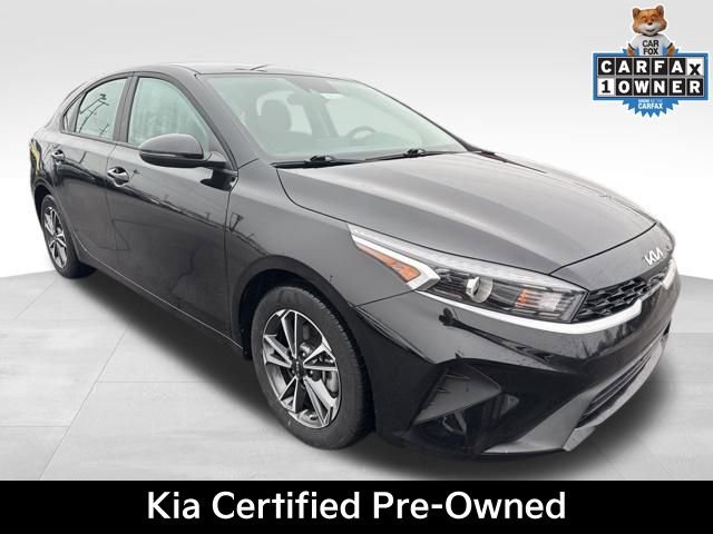 Used 2023 Kia Forte LXS w/ LXS Technology Package image 1