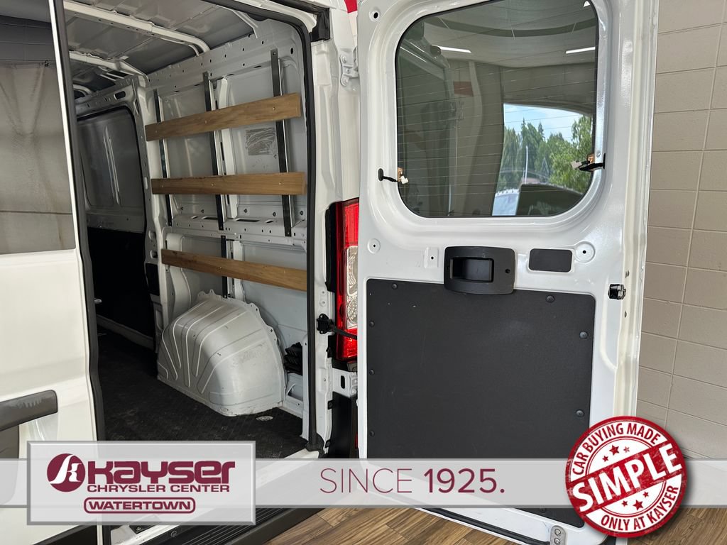 Used 2025 RAM ProMaster 2500 w/ U-Haul Equipment Group FWD image 33