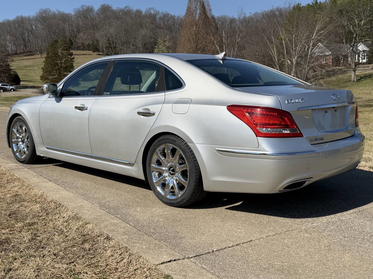 Used 2012 Hyundai Equus Signature RWD image 7