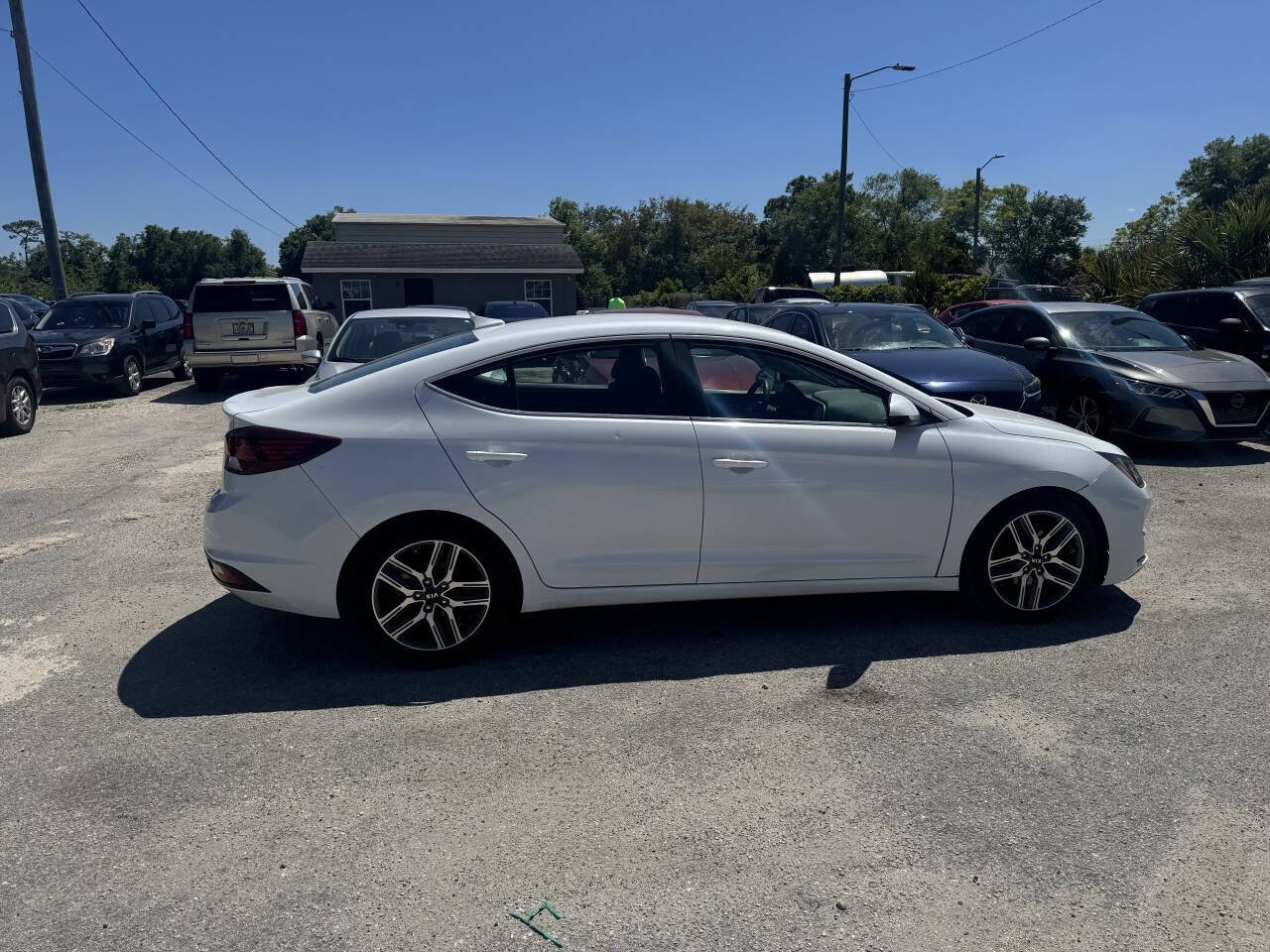 Used 2020 Hyundai Elantra SEL w/ Cargo Package (C1) FWD image 13