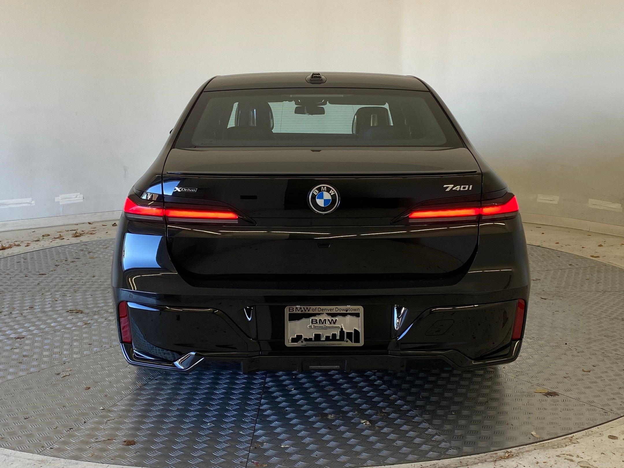 New 2026 BMW 740i xDrive image 9