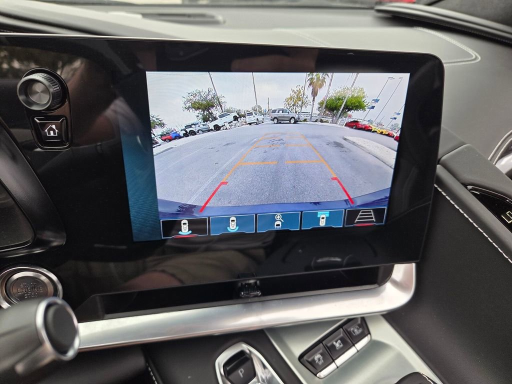 Used 2025 Chevrolet Corvette Z06 image 32