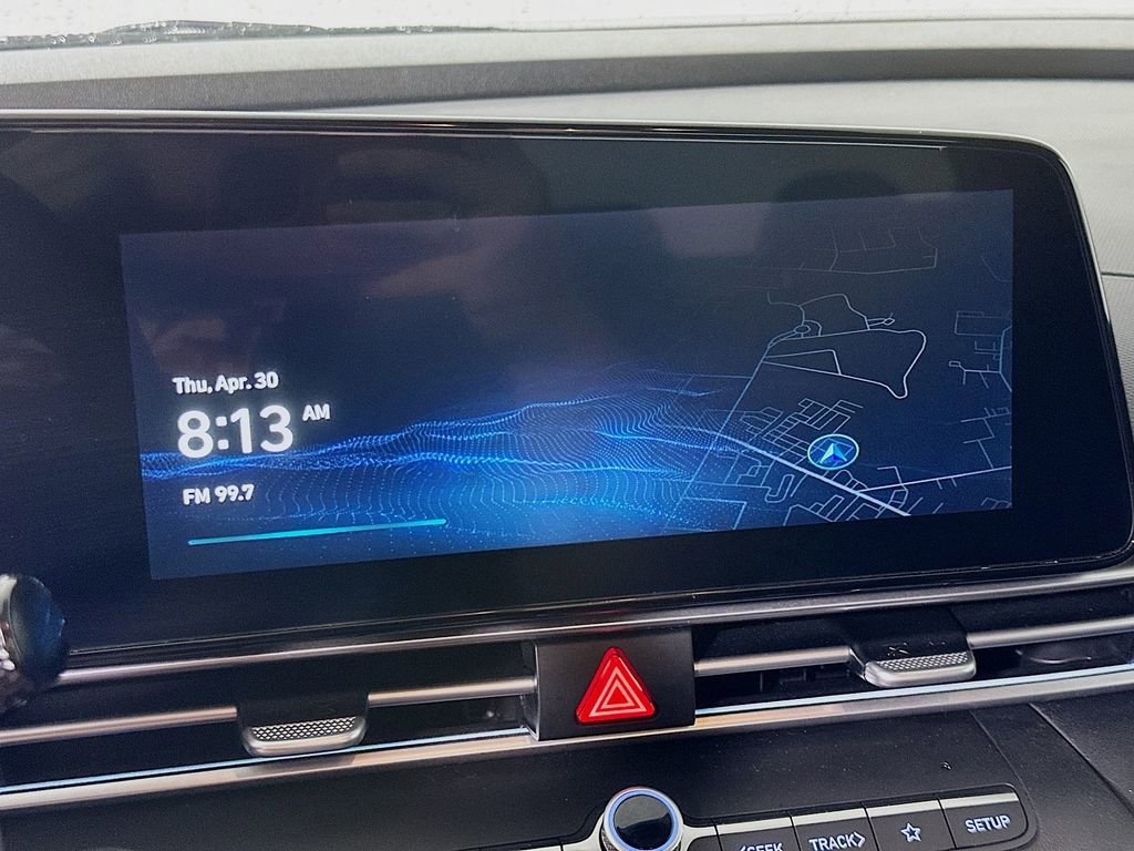 Used 2025 Hyundai Elantra SEL FWD image 24