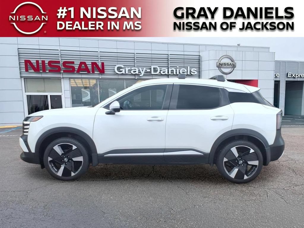 Certified 2025 Nissan Kicks SR AWD/4WD image 8