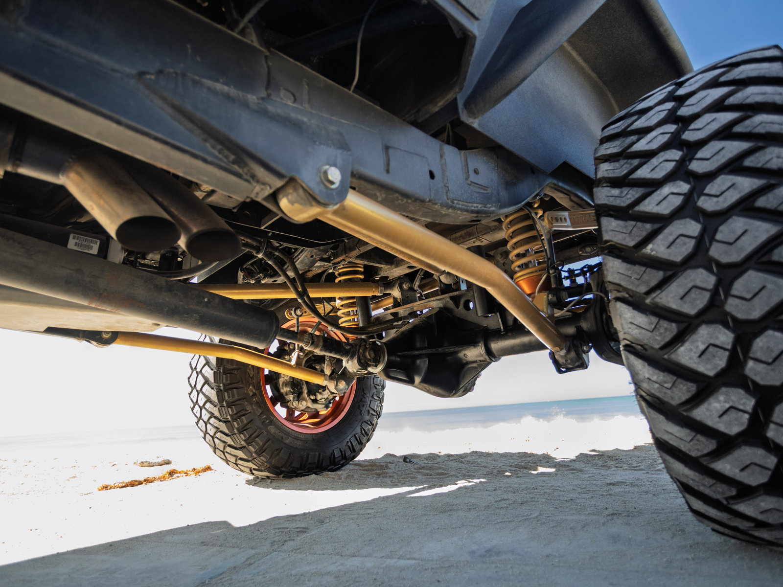 Used 2014 Jeep Wrangler Unlimited Rubicon w/ Connectivity Group image 16