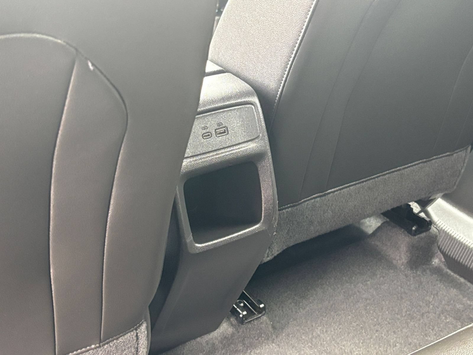 Used 2025 Chevrolet Trax LT FWD image 22