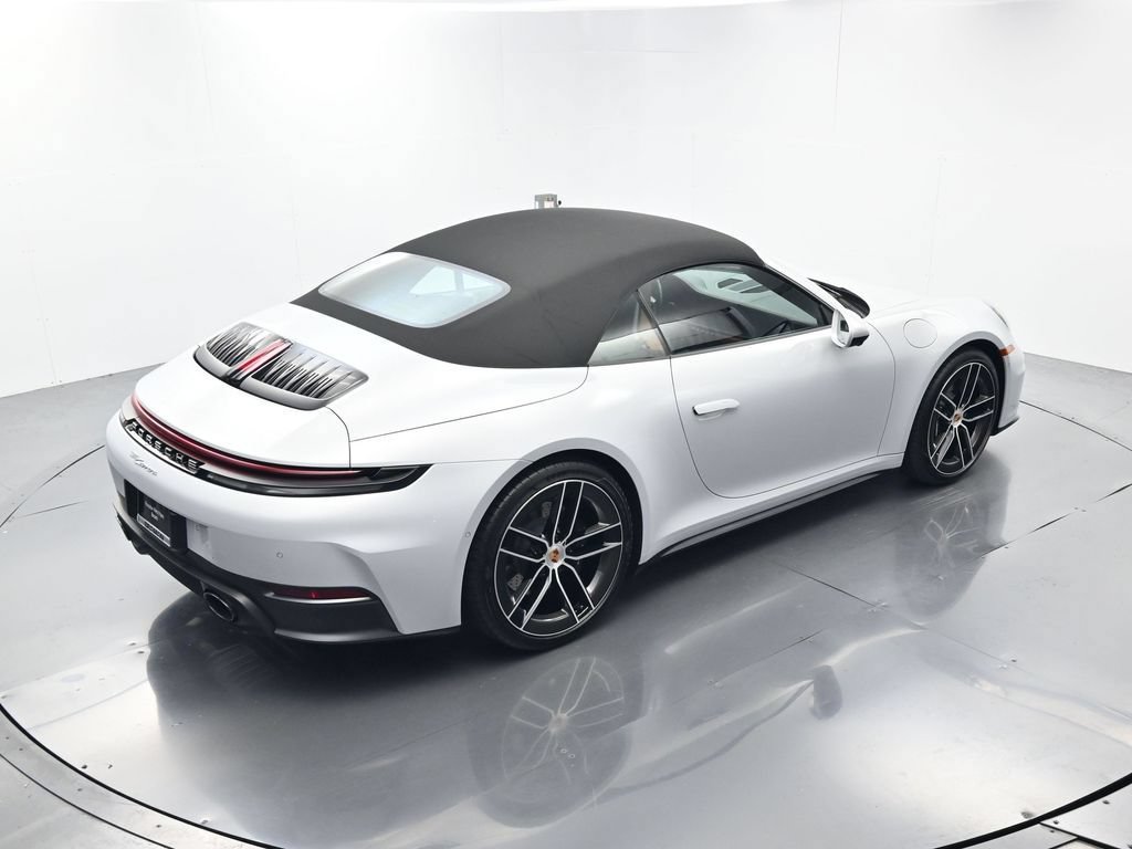 Certified 2026 Porsche 911 Carrera RWD image 38