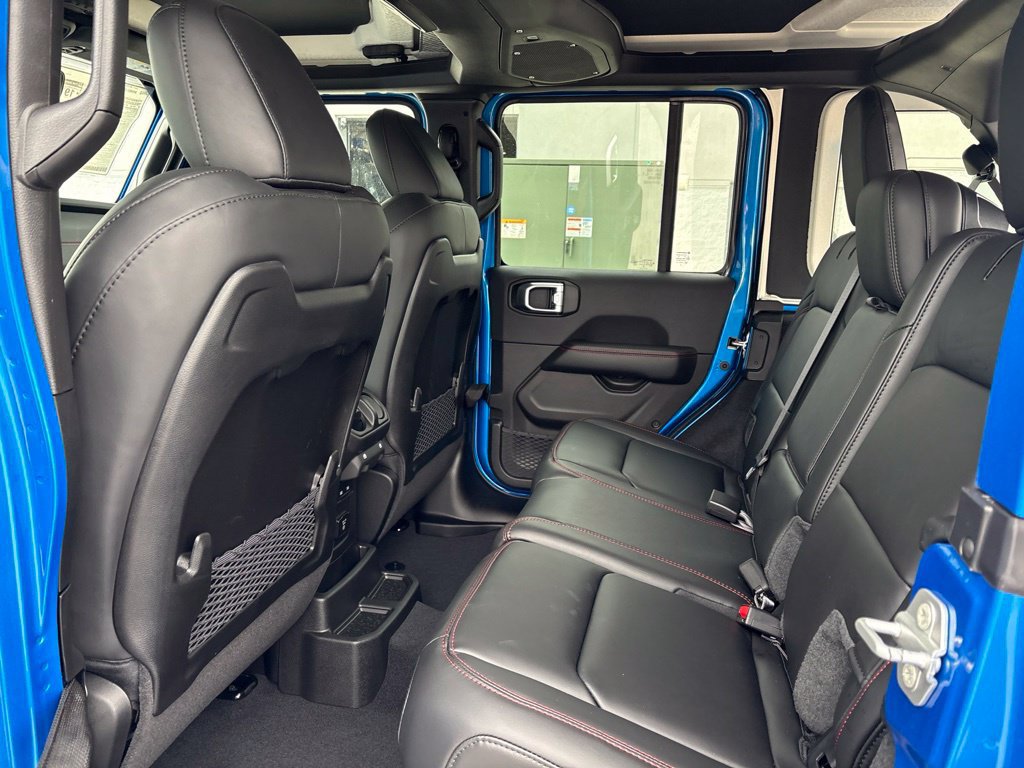 New 2027 Jeep Wrangler Unlimited Rubicon AWD/4WD image 17