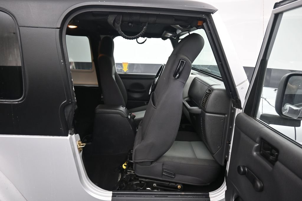 Used 2006 Jeep Wrangler Unlimited AWD/4WD image 26