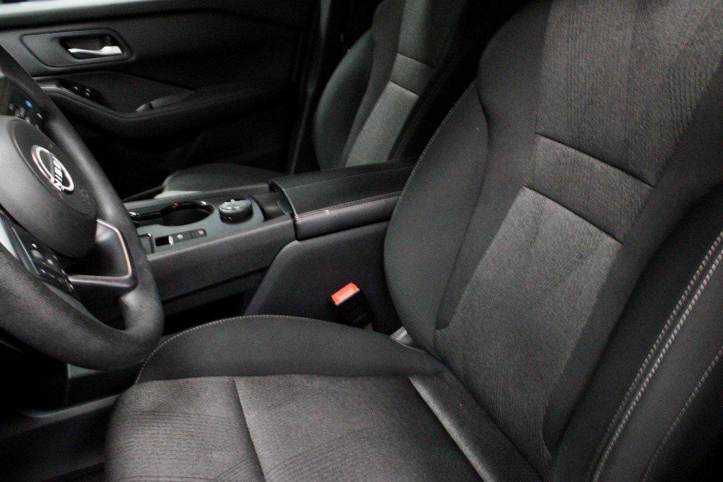 Certified 2024 Nissan Rogue SV image 26