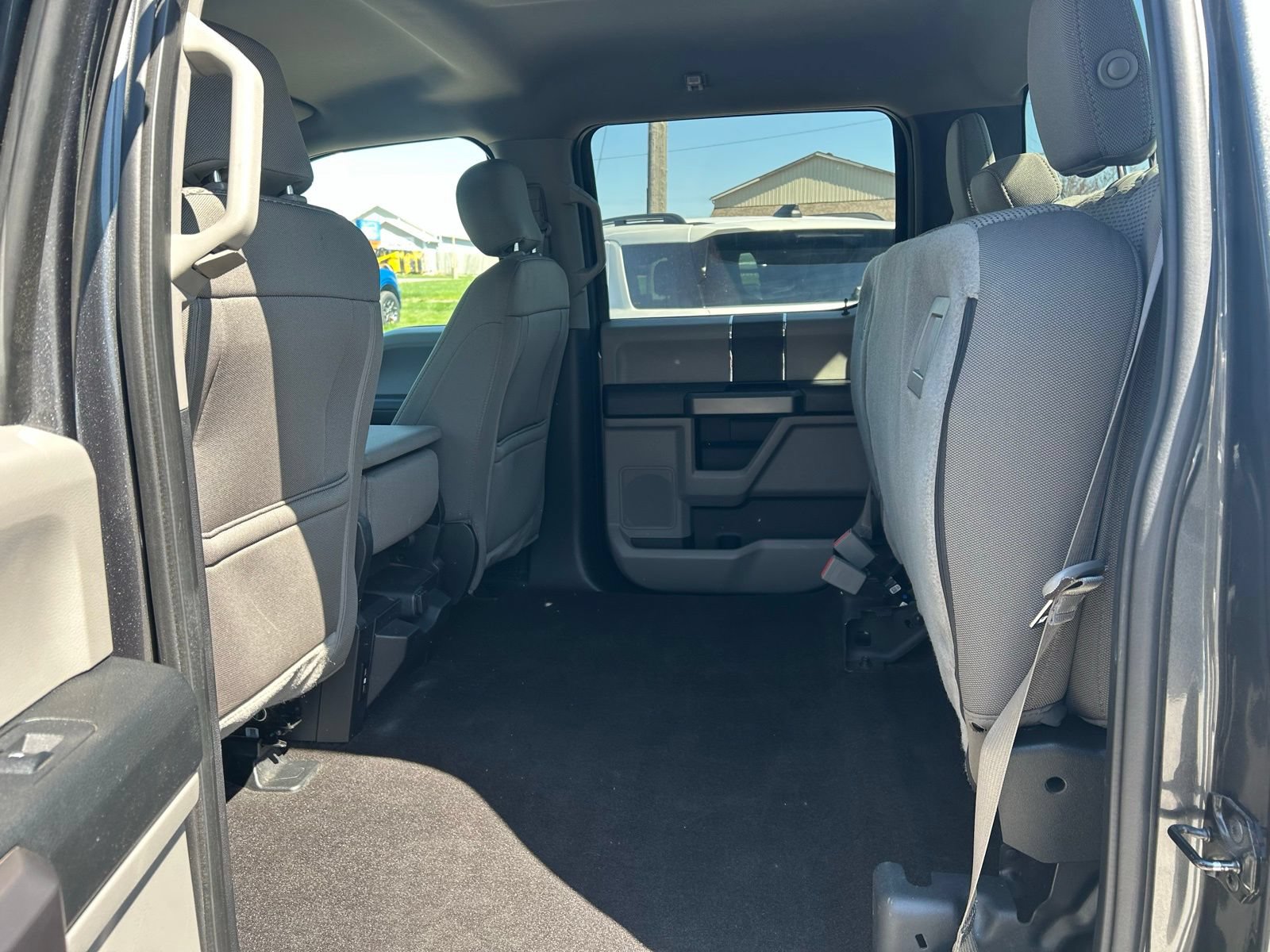 Used 2018 Ford F150 XLT AWD/4WD image 25