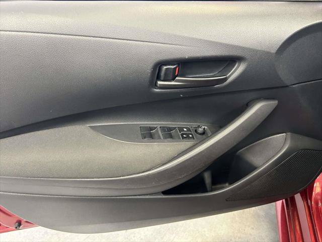 Certified 2025 Toyota Corolla LE FWD image 15