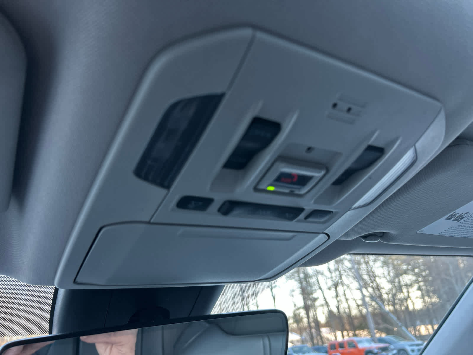 Used 2022 Toyota Highlander XLE image 34