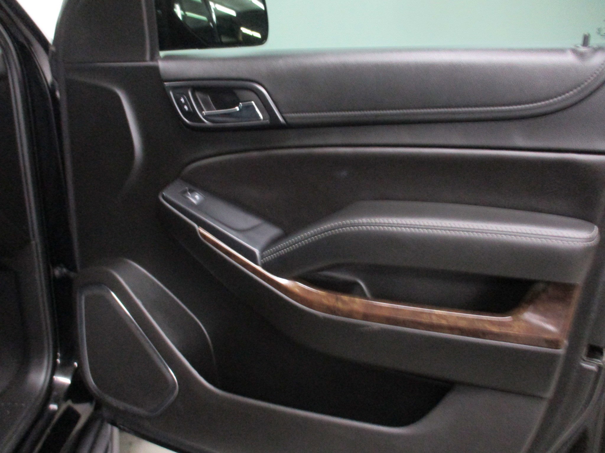 Used 2019 Chevrolet Tahoe LS image 13