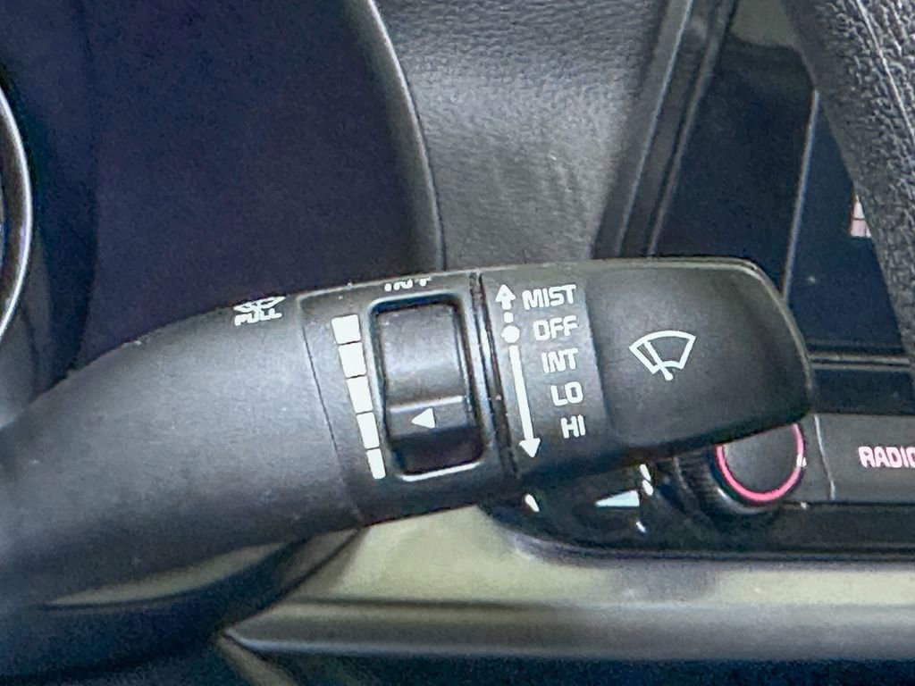 Used 2023 Kia Forte LXS image 31