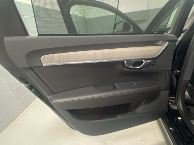 Used 2025 Volvo S90 T8 Plus AWD/4WD image 8