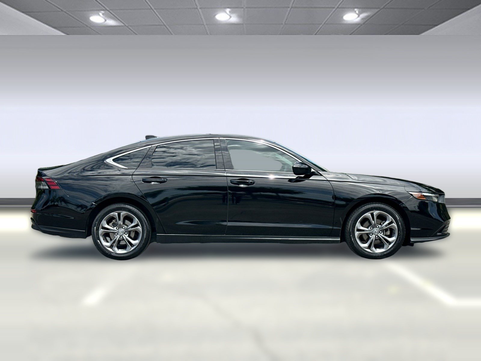 Used 2024 Honda Accord EX image 8