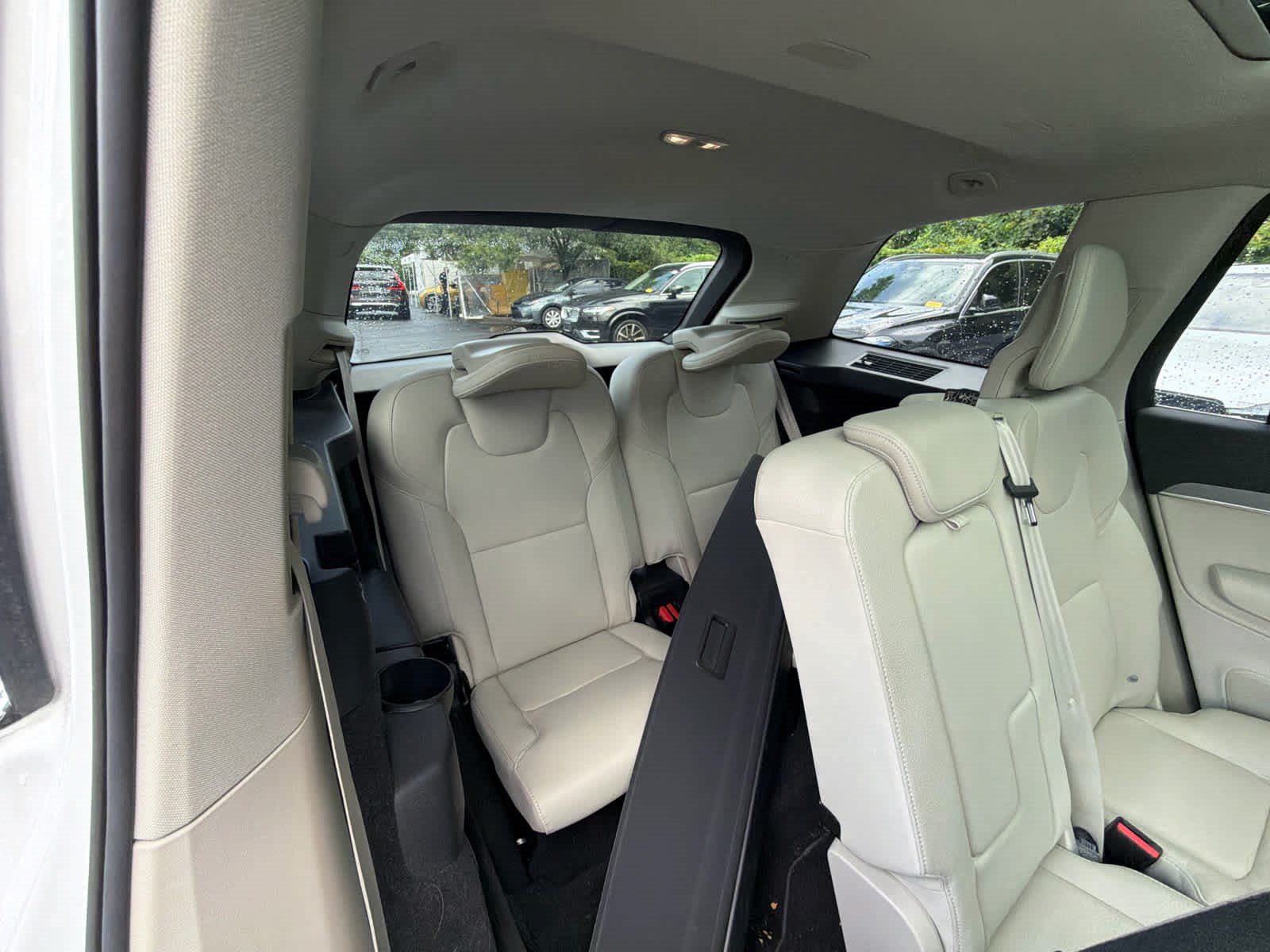 Used 2023 Volvo XC90 B5 Core AWD/4WD image 22