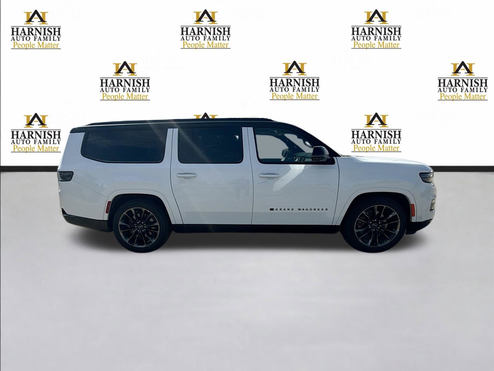 Used 2024 Jeep Grand Wagoneer L Series II w/ Quick Order Packagew 28T image 6