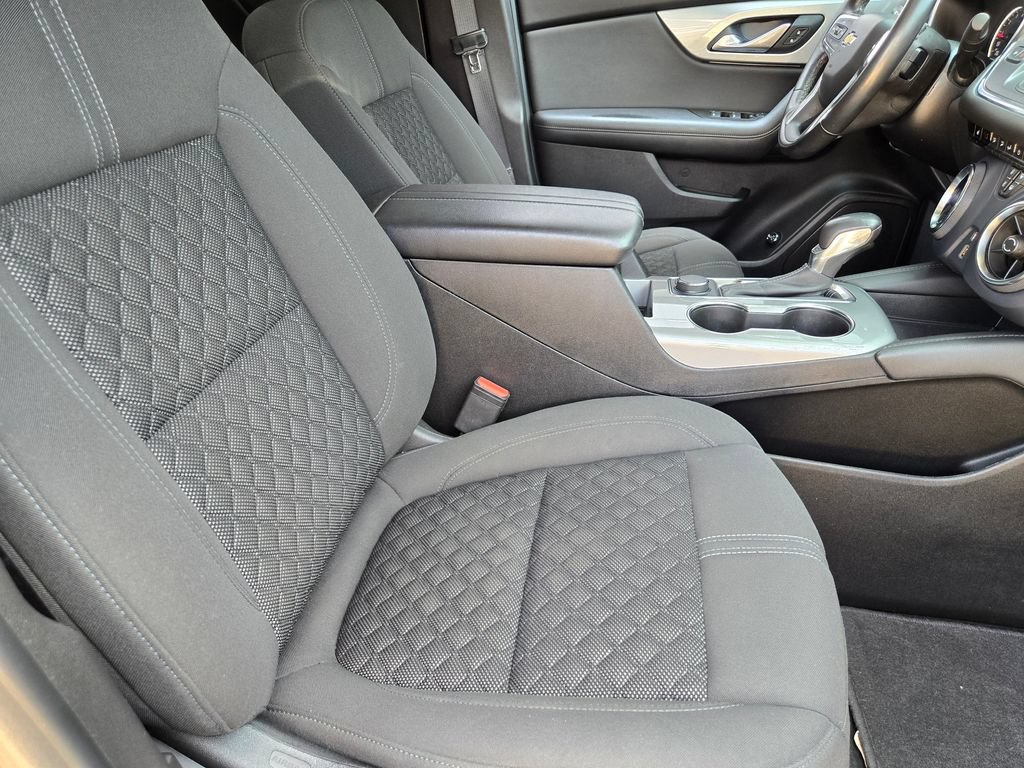 Used 2020 Chevrolet Blazer LT FWD image 9