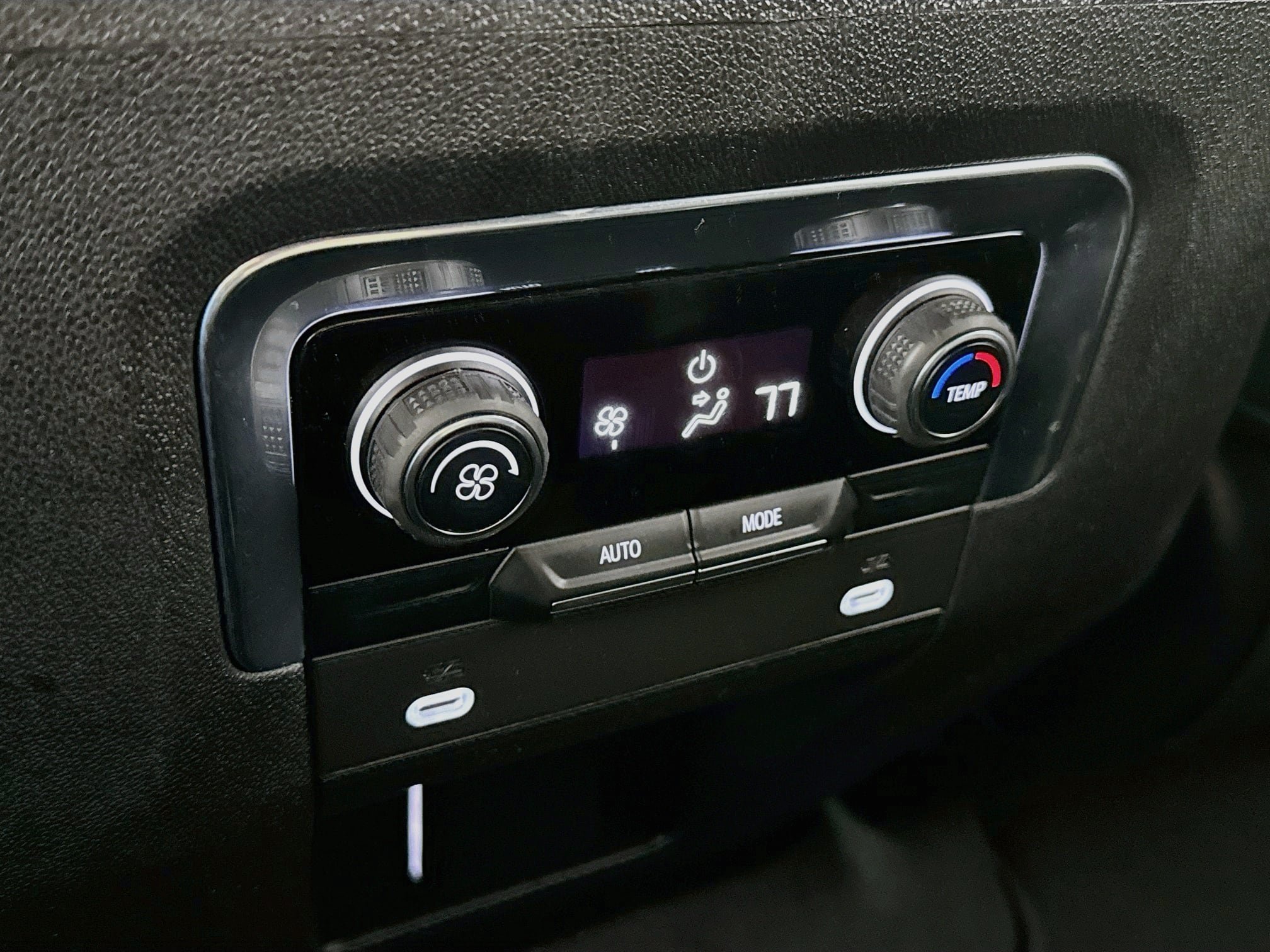 Used 2023 Chevrolet Suburban LS AWD/4WD image 23