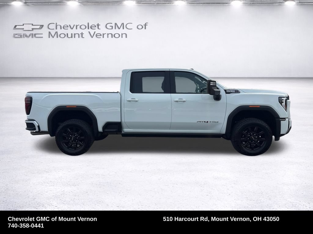 Used 2025 GMC Sierra 2500 AT4 w/ Technology Package AWD/4WD image 8