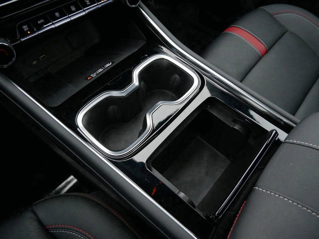 Used 2024 Chevrolet Traverse RS w/ LPO, Floor Liner Package image 26