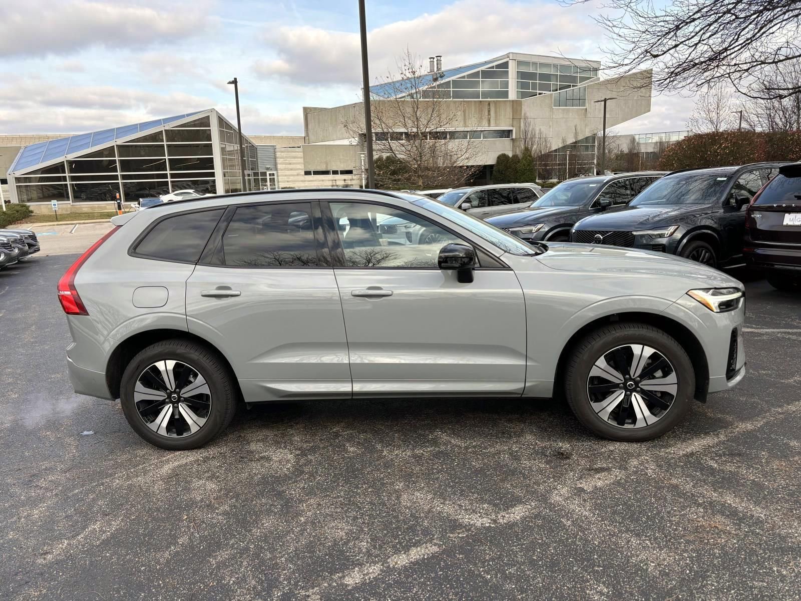 Used 2025 Volvo XC60 T8 Core w/ Protection Package Premier image 8
