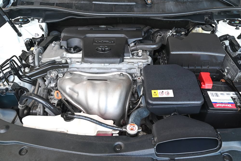 Used 2017 Toyota Camry SE FWD image 11