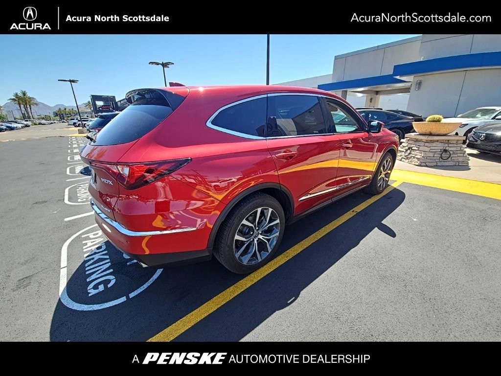Used 2023 Acura MDX SH-AWD w/ Technology Package image 4