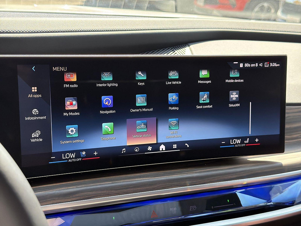 Used 2025 BMW 750e xDrive AWD/4WD image 41