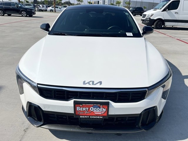 Used 2025 Kia K4 GT-Line w/ GT-Line Sunroof Package image 1